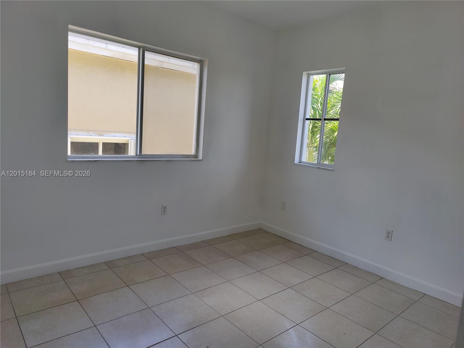 EMILIOS PLACE AT OASIS - Residential Lease