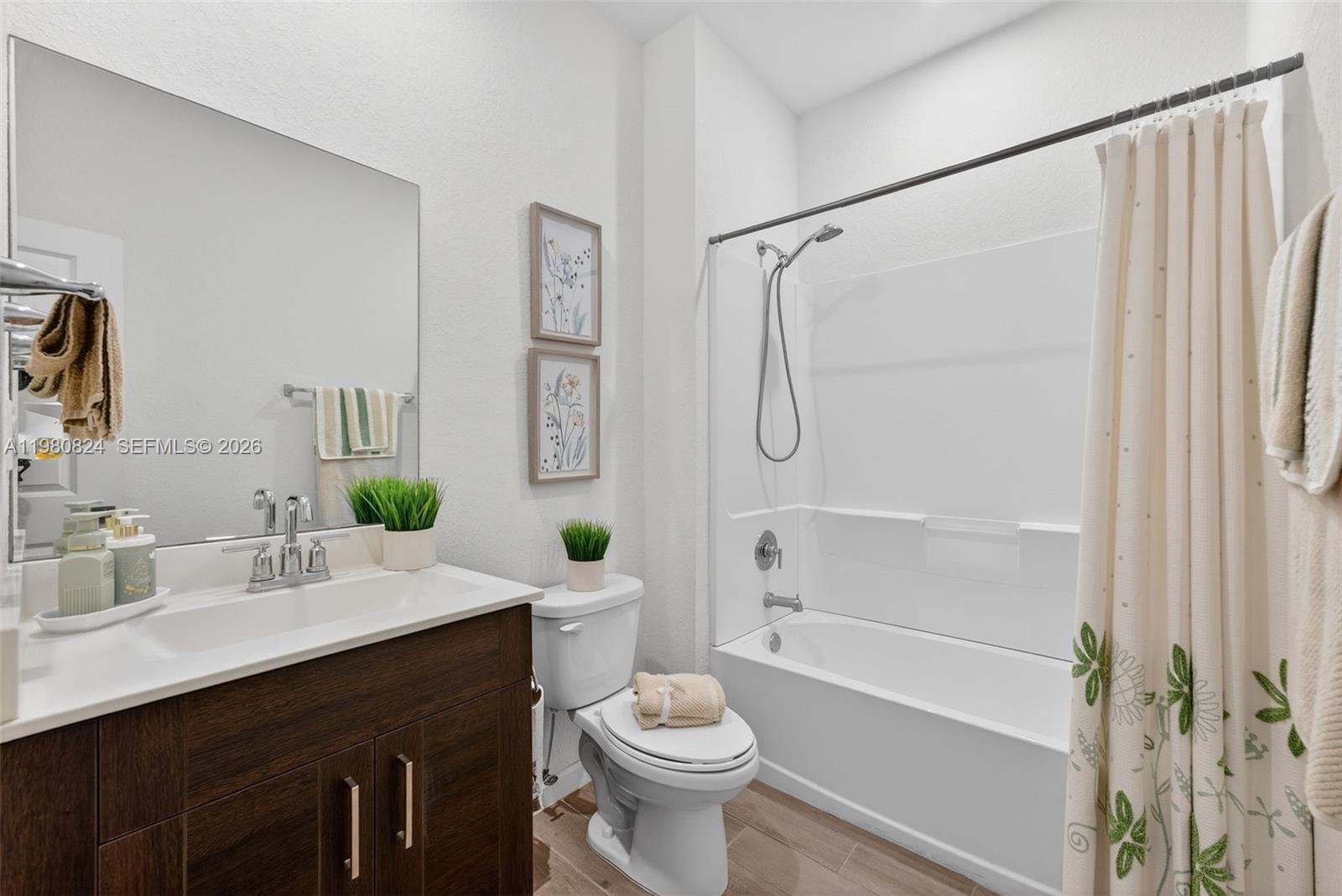 REESE ESTATES - Residential