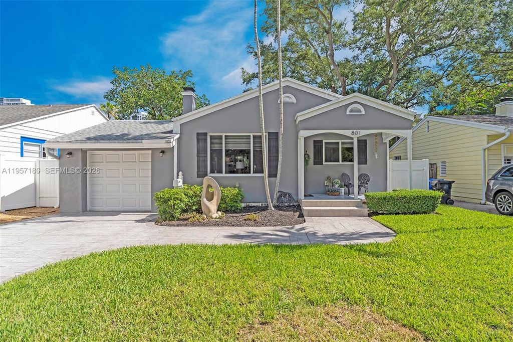 Photo of 801 SE 7th St, Fort Lauderdale, FL 33301 (MLS # A11957180)