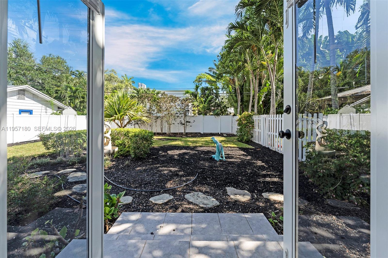 RIO VISTA C J HECTORS RES - Residential