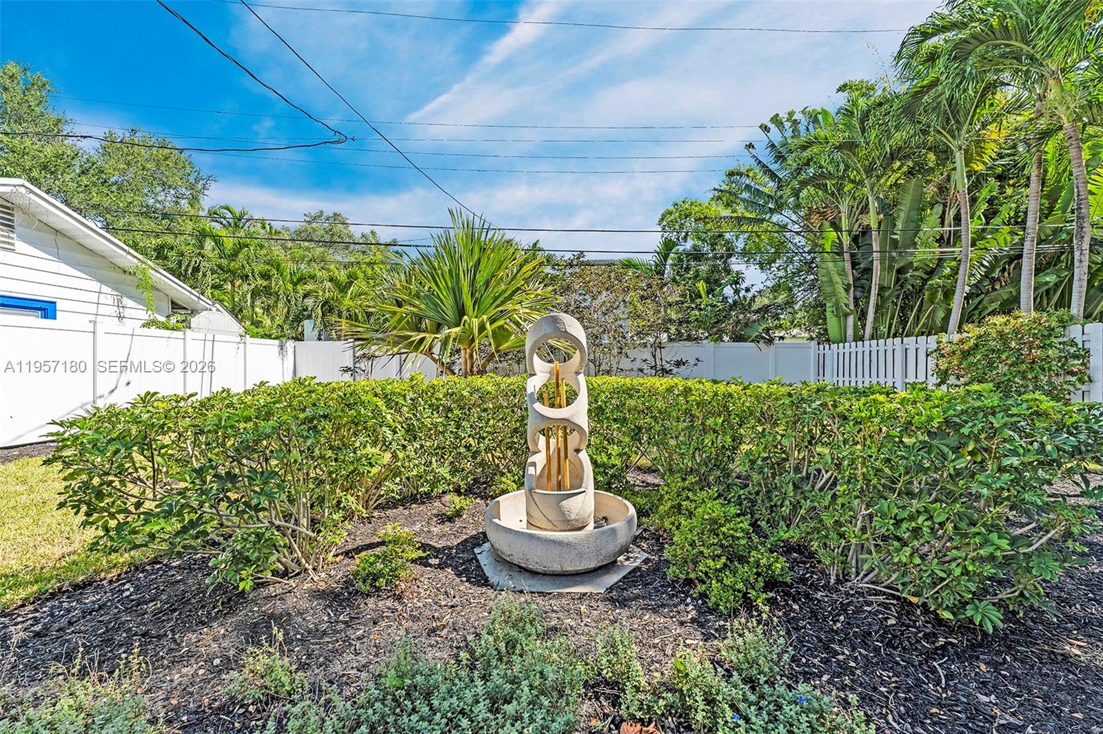 RIO VISTA C J HECTORS RES - Residential