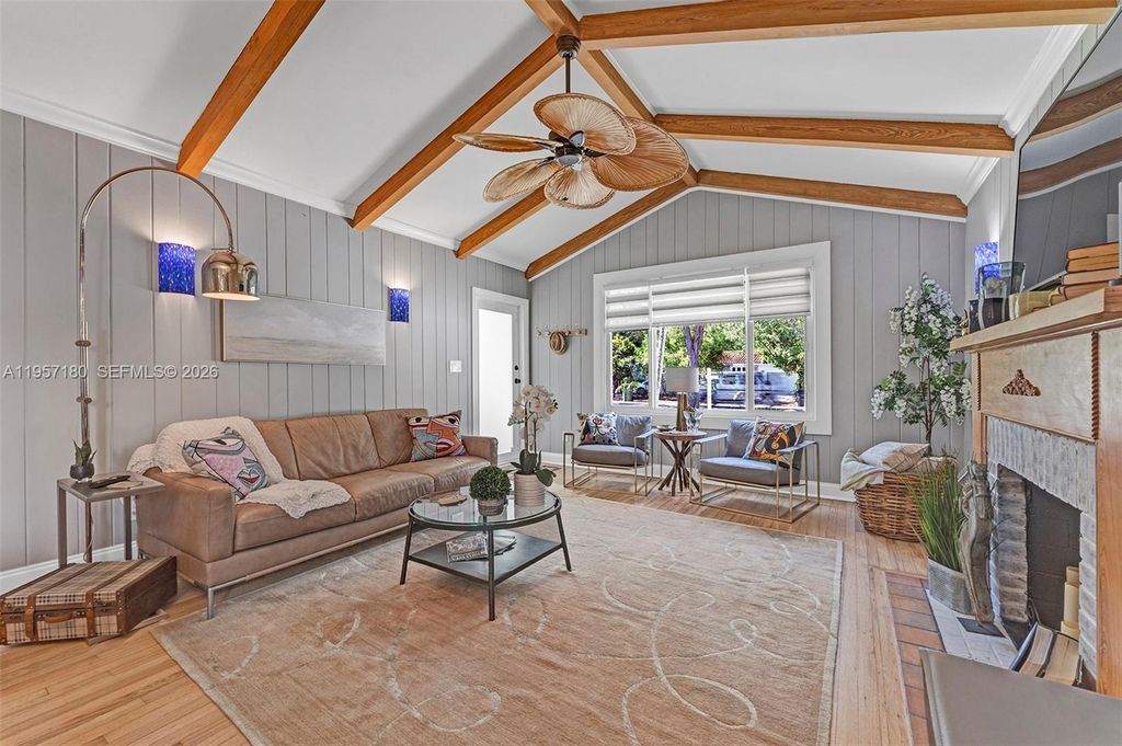 Photo of 801 SE 7th St, Fort Lauderdale, FL 33301 (MLS # A11957180)