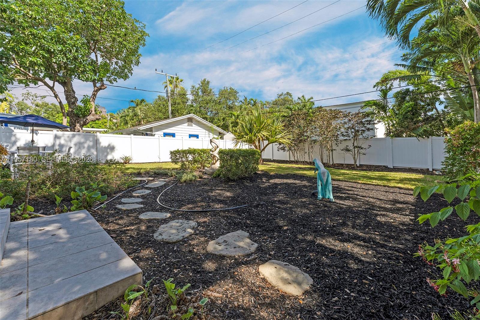 RIO VISTA C J HECTORS RES - Residential