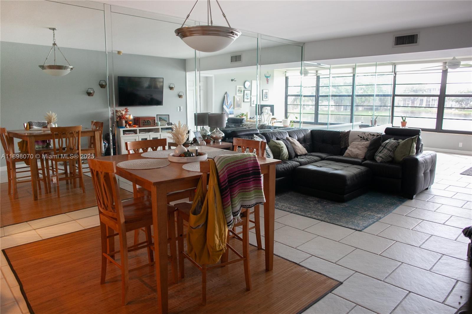 CONDO 11 OF WHITEHALL CON - Residential Lease