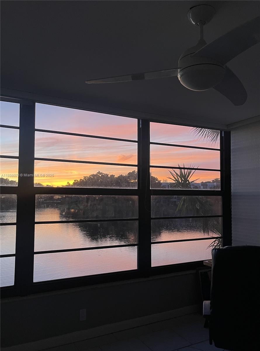 CONDO 11 OF WHITEHALL CON - Residential Lease