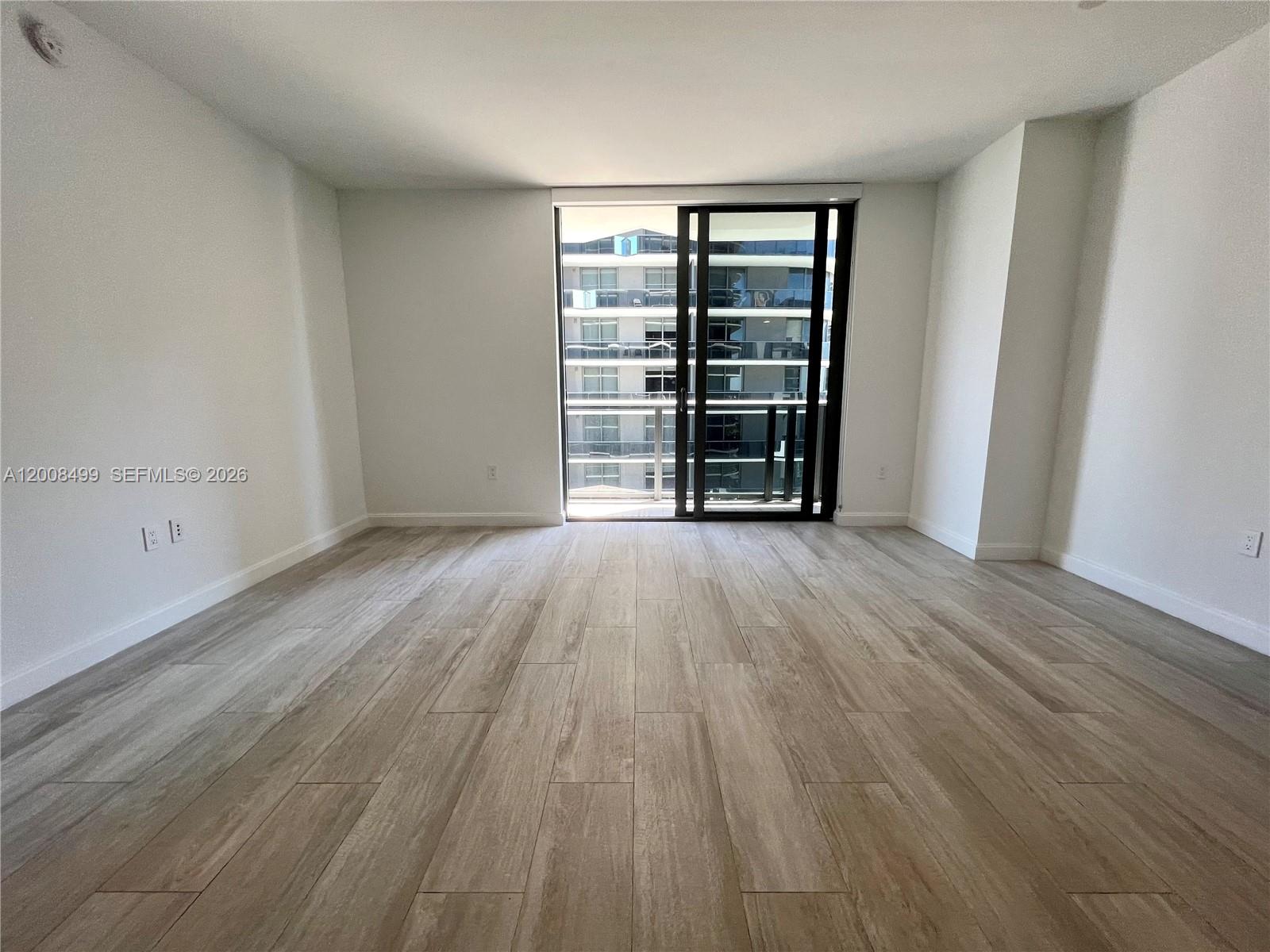 55 SW 9th St 2702
