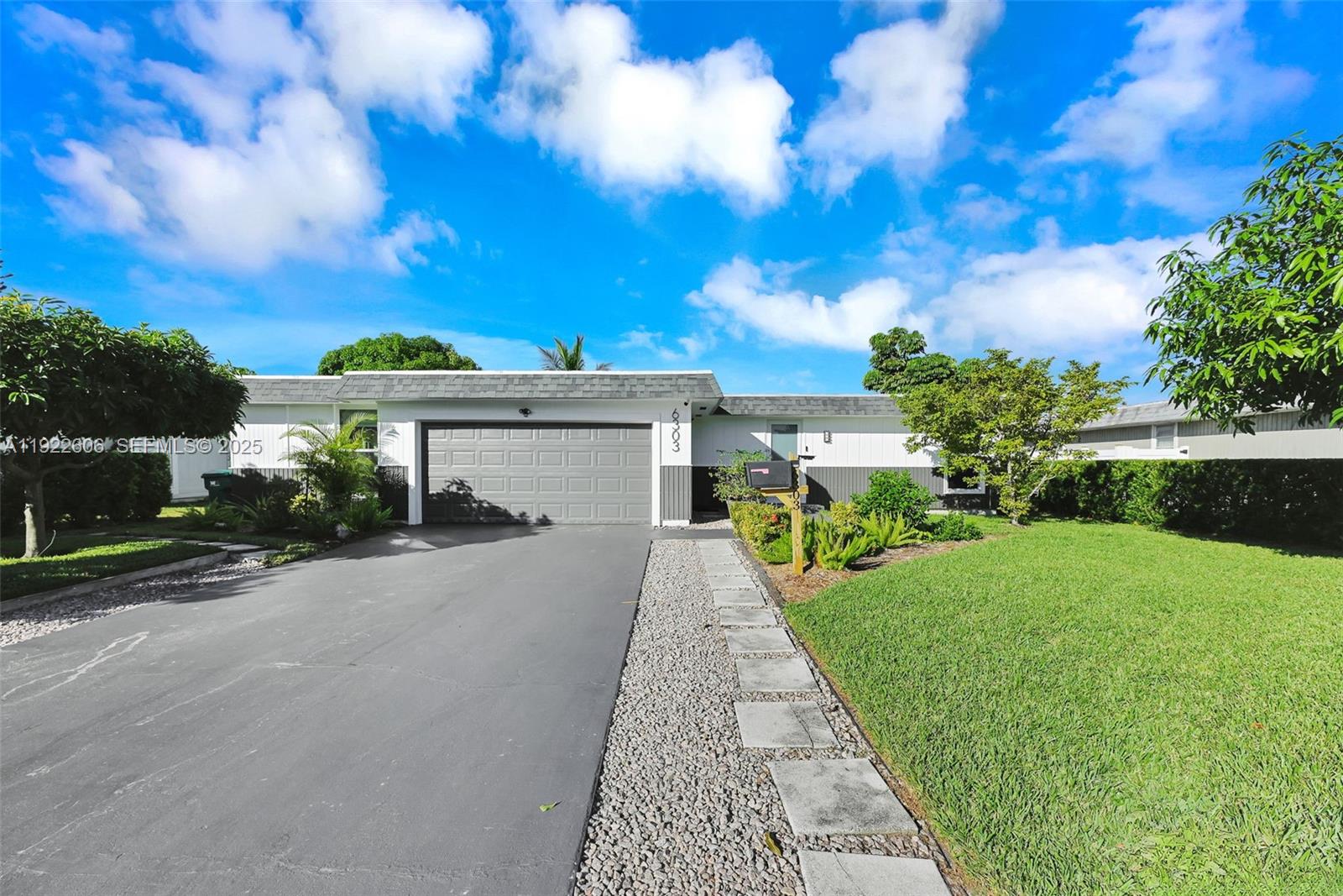 MAINLANDS OF TAMARAC LAKE - Residential