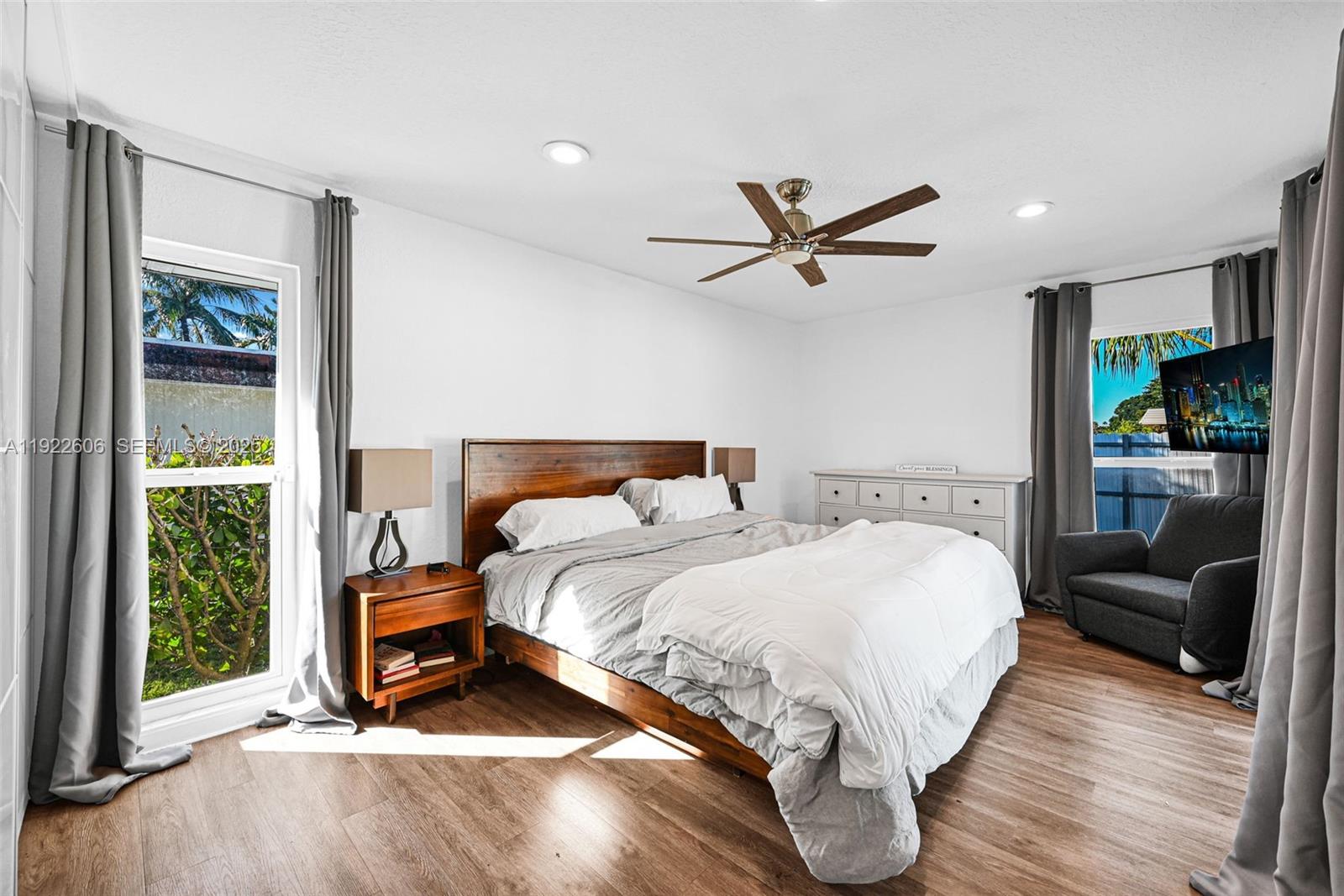 MAINLANDS OF TAMARAC LAKE - Residential