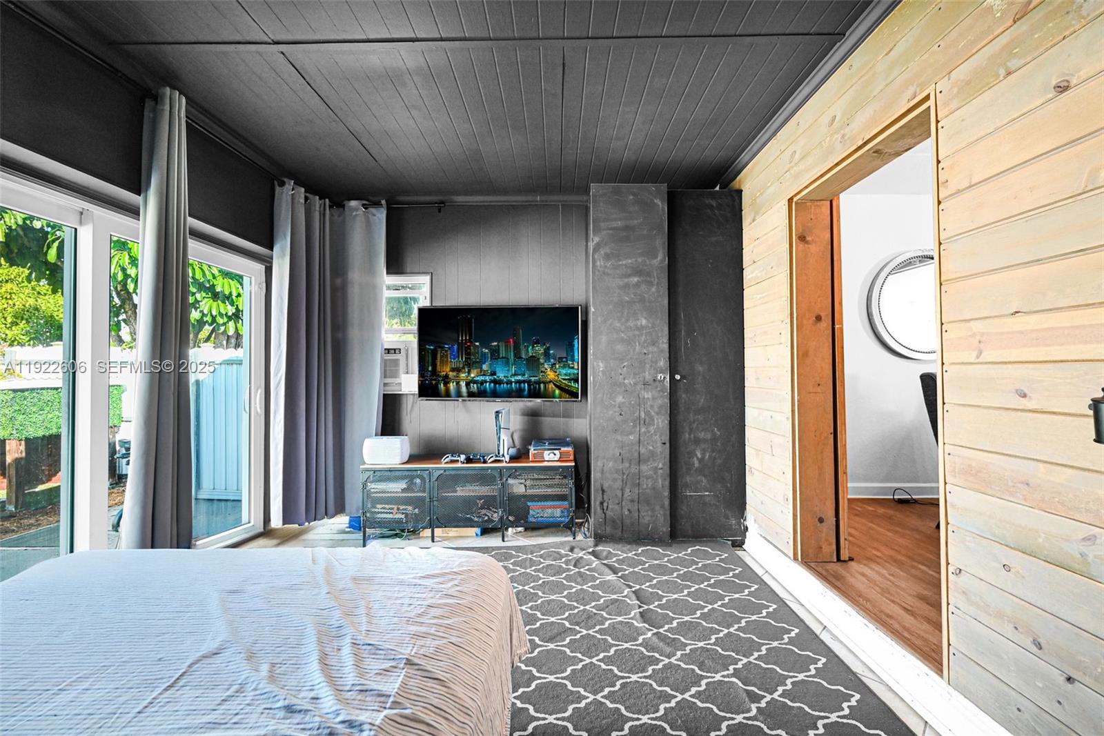 MAINLANDS OF TAMARAC LAKE - Residential