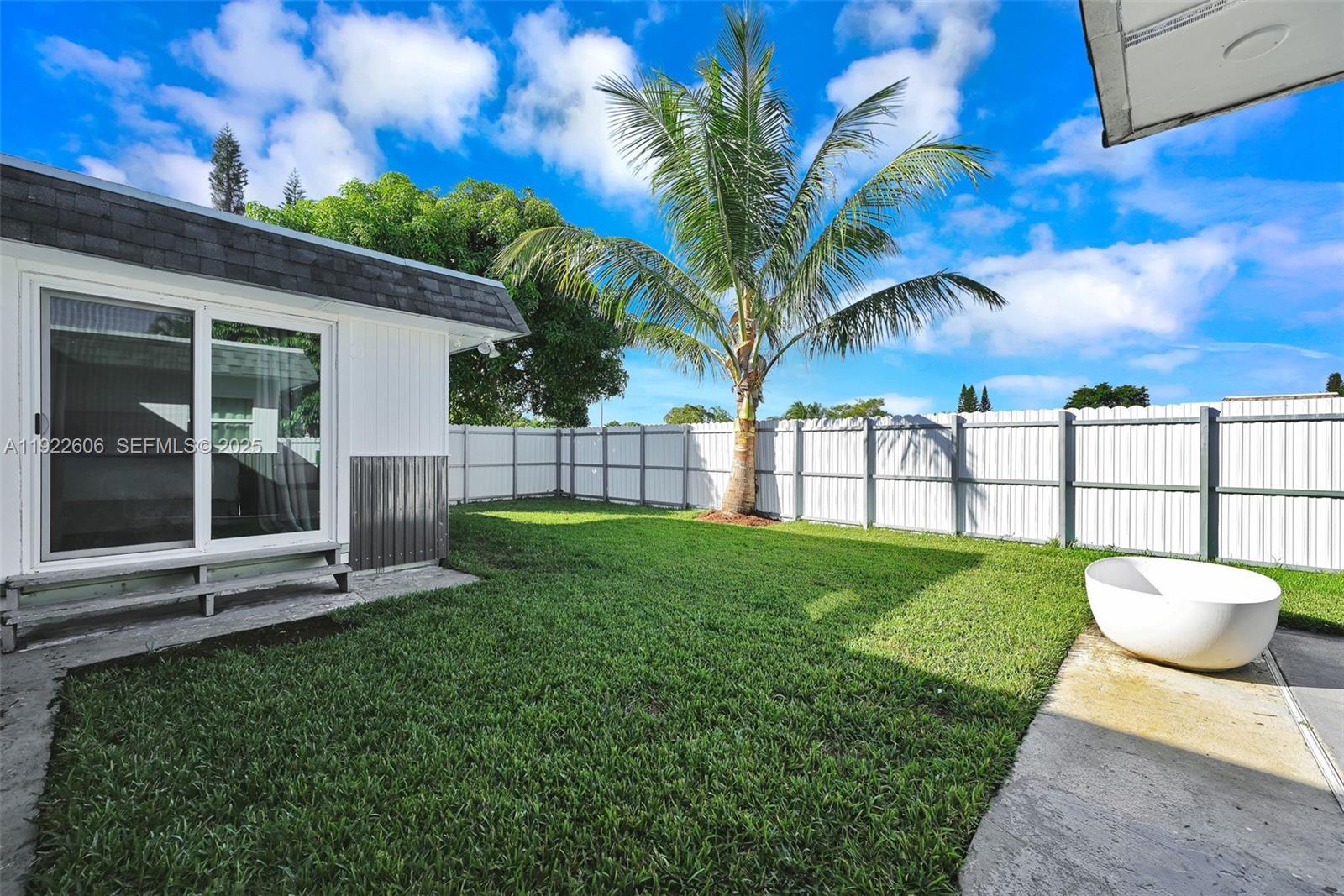 MAINLANDS OF TAMARAC LAKE - Residential