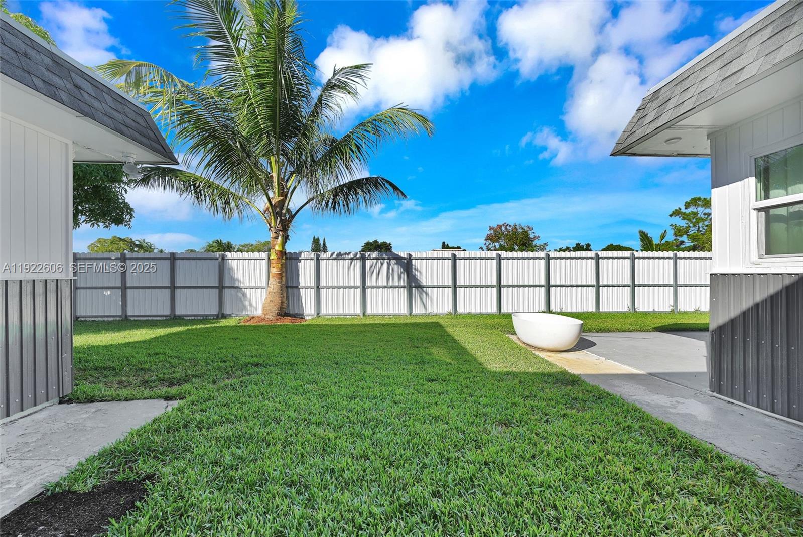 MAINLANDS OF TAMARAC LAKE - Residential