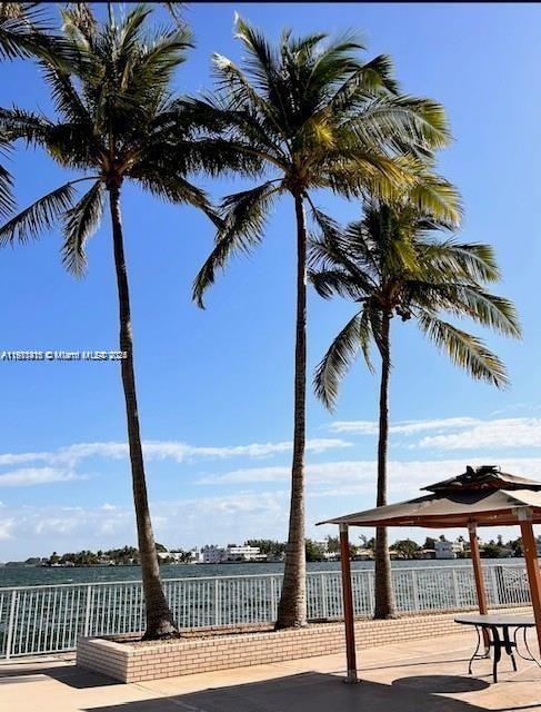 KENNEDY HOUSE CONDO - Residential Lease