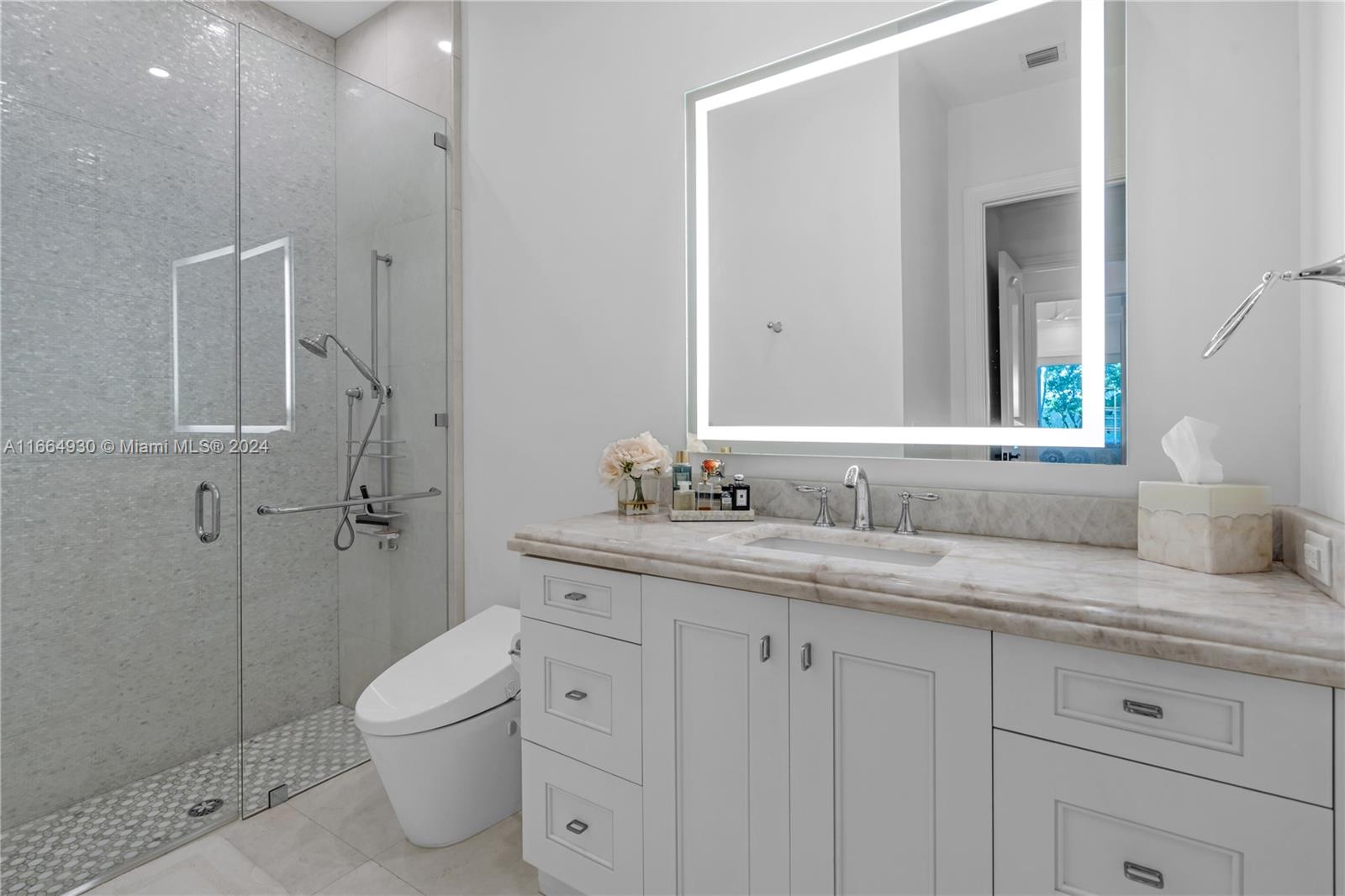 LAUDERDALE BEACH - Residential