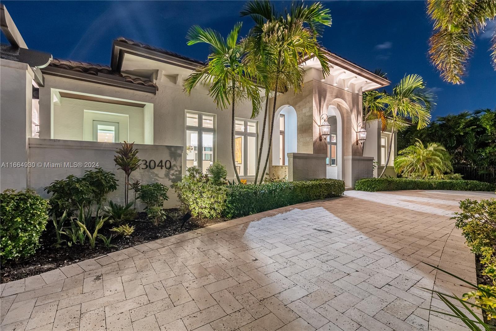 LAUDERDALE BEACH - Residential