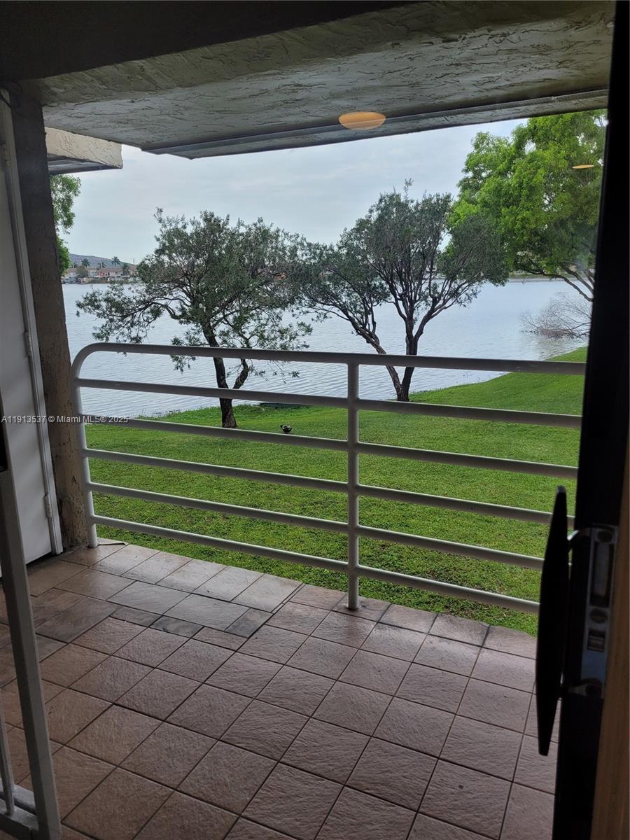 VISTA DEL LAGO CONDO XI - Residential Lease