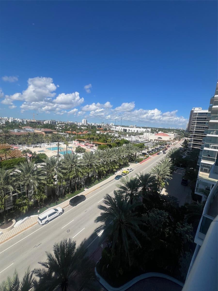 AZURE CONDO - Residential