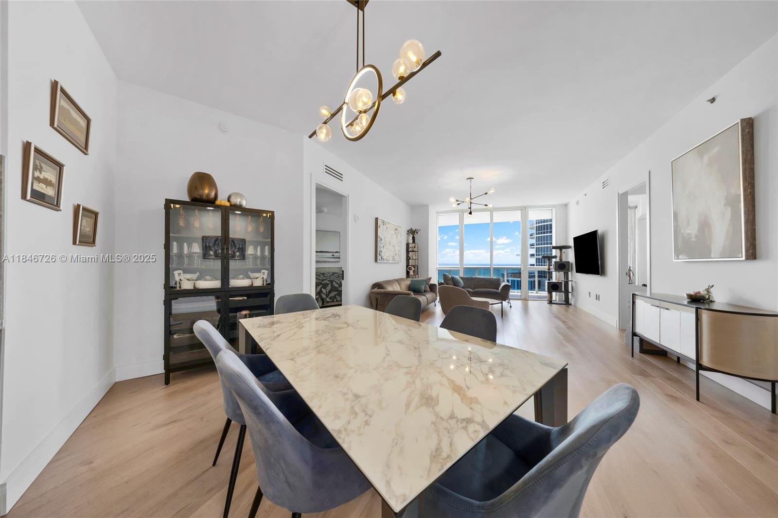 TDR TOWER I CONDO - Residential Lease