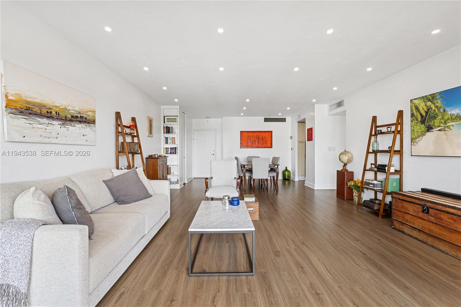 BRICKELL TOWNHOUSE CONDO - Residential