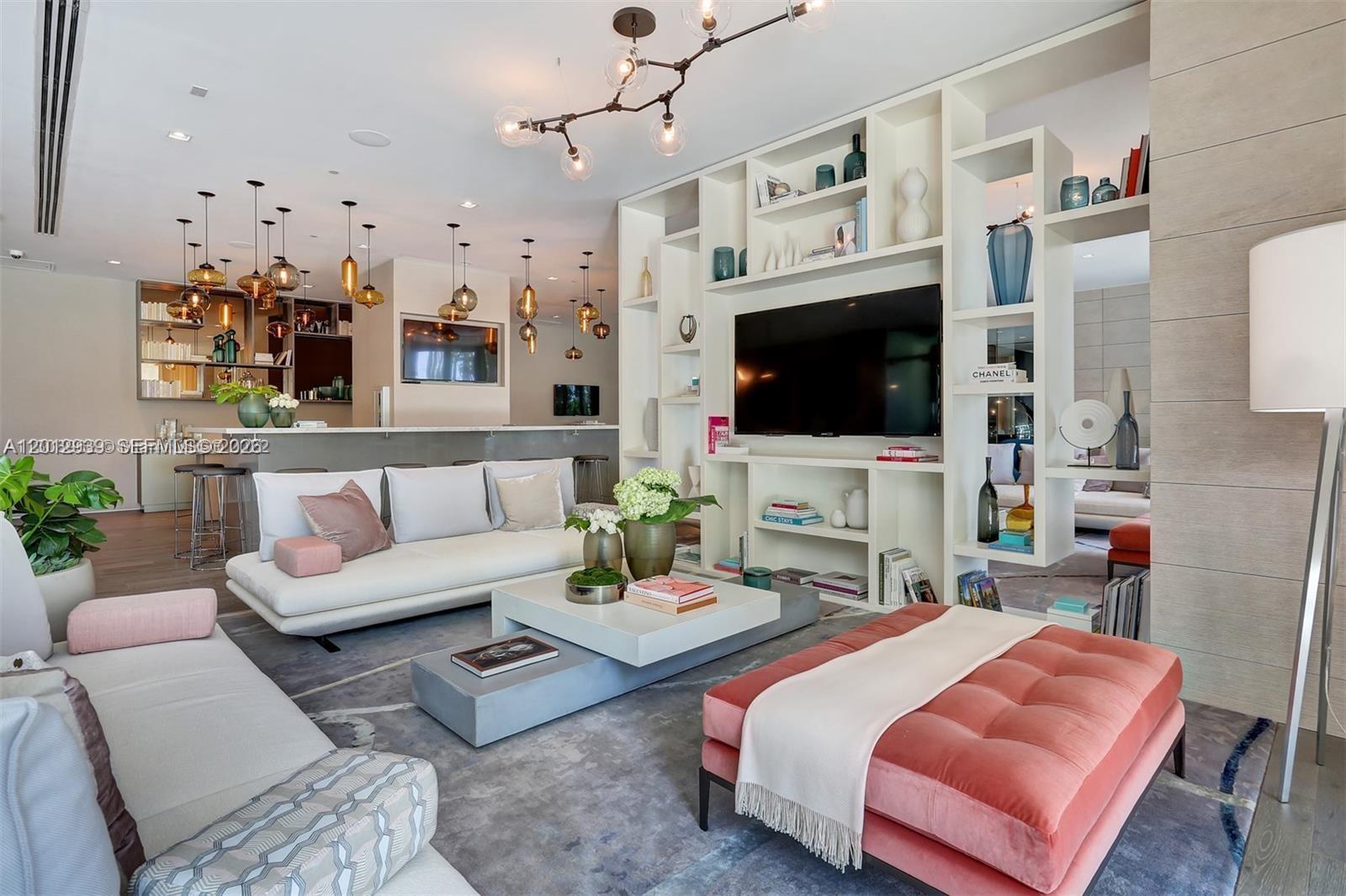 PARAISO BAY CONDO - Residential Lease