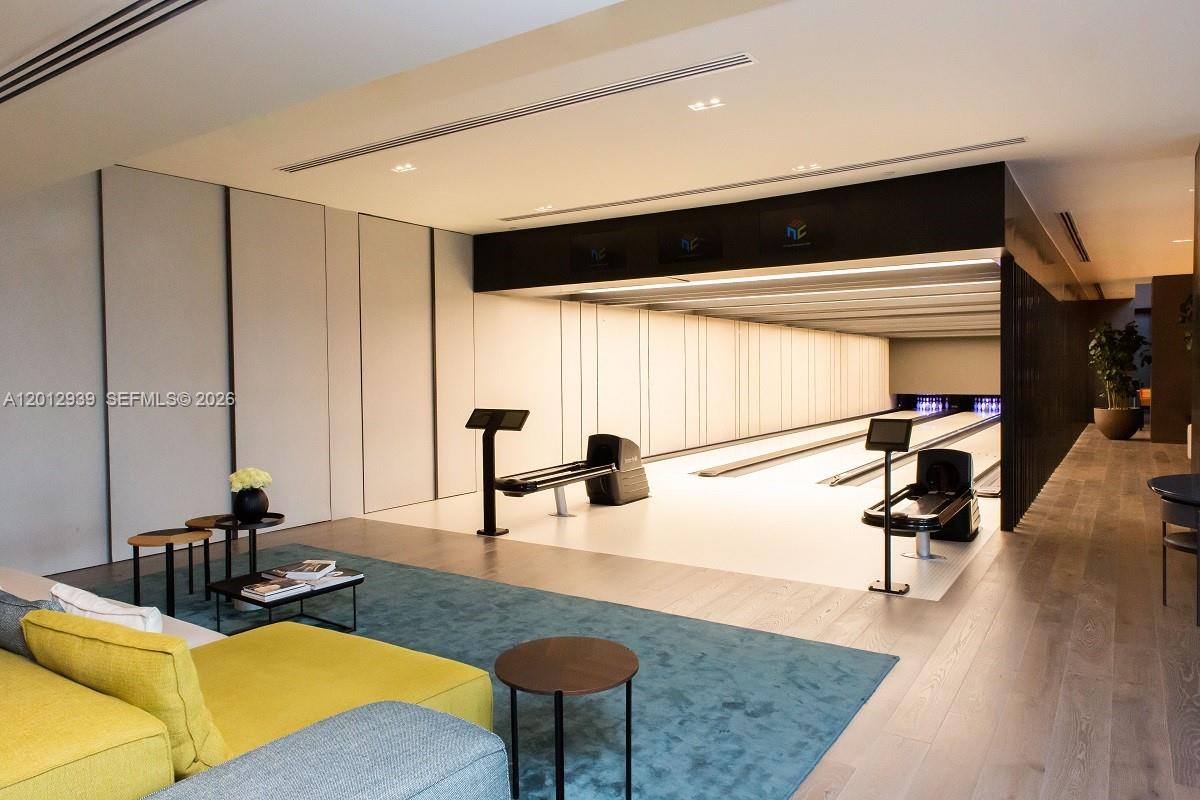 PARAISO BAY CONDO - Residential Lease