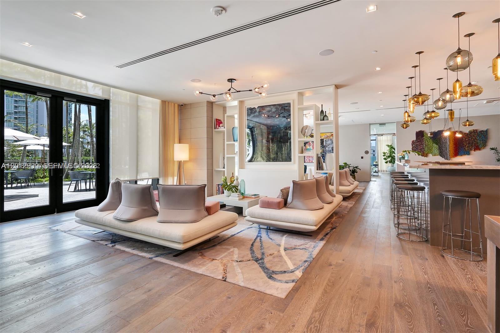 PARAISO BAY CONDO - Residential Lease