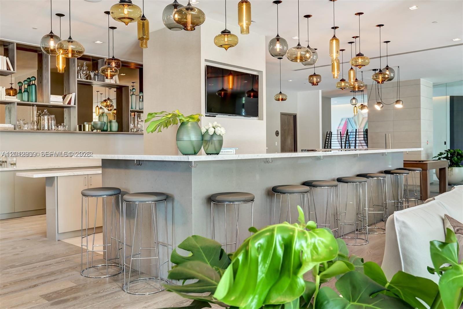 PARAISO BAY CONDO - Residential Lease