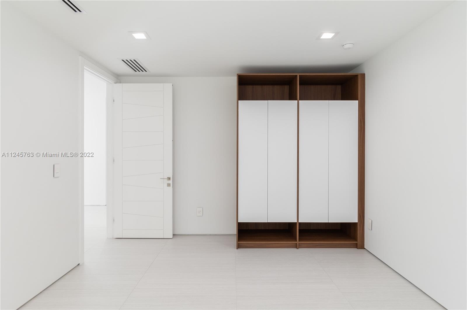 MIAMI SHORES SEC 3 - Residential