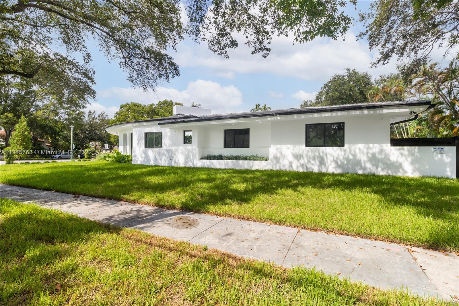 MIAMI SHORES SEC 3 - Residential