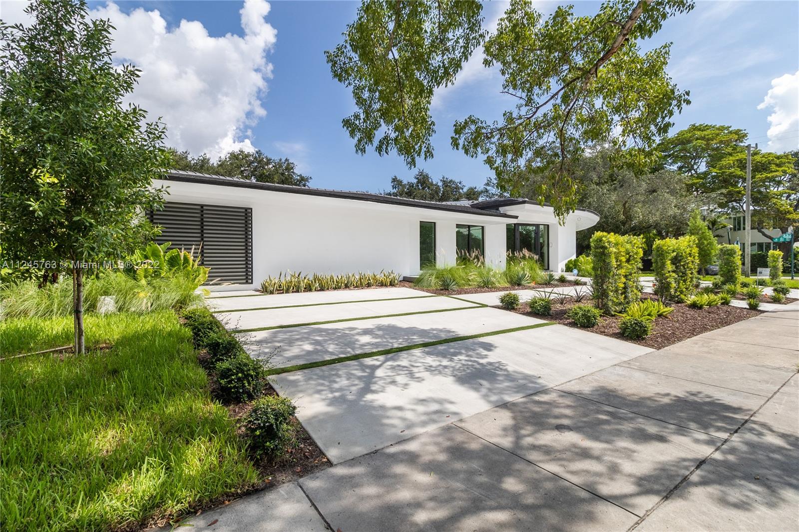 MIAMI SHORES SEC 3 - Residential