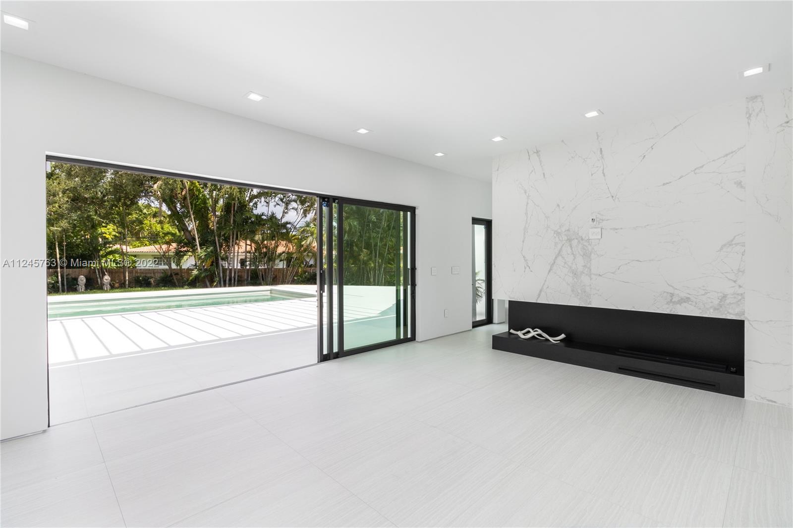 MIAMI SHORES SEC 3 - Residential