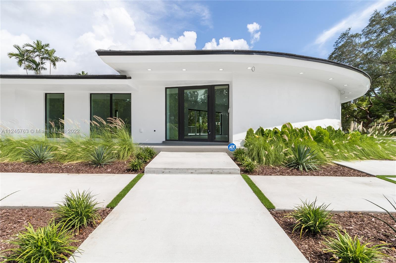 MIAMI SHORES SEC 3 - Residential