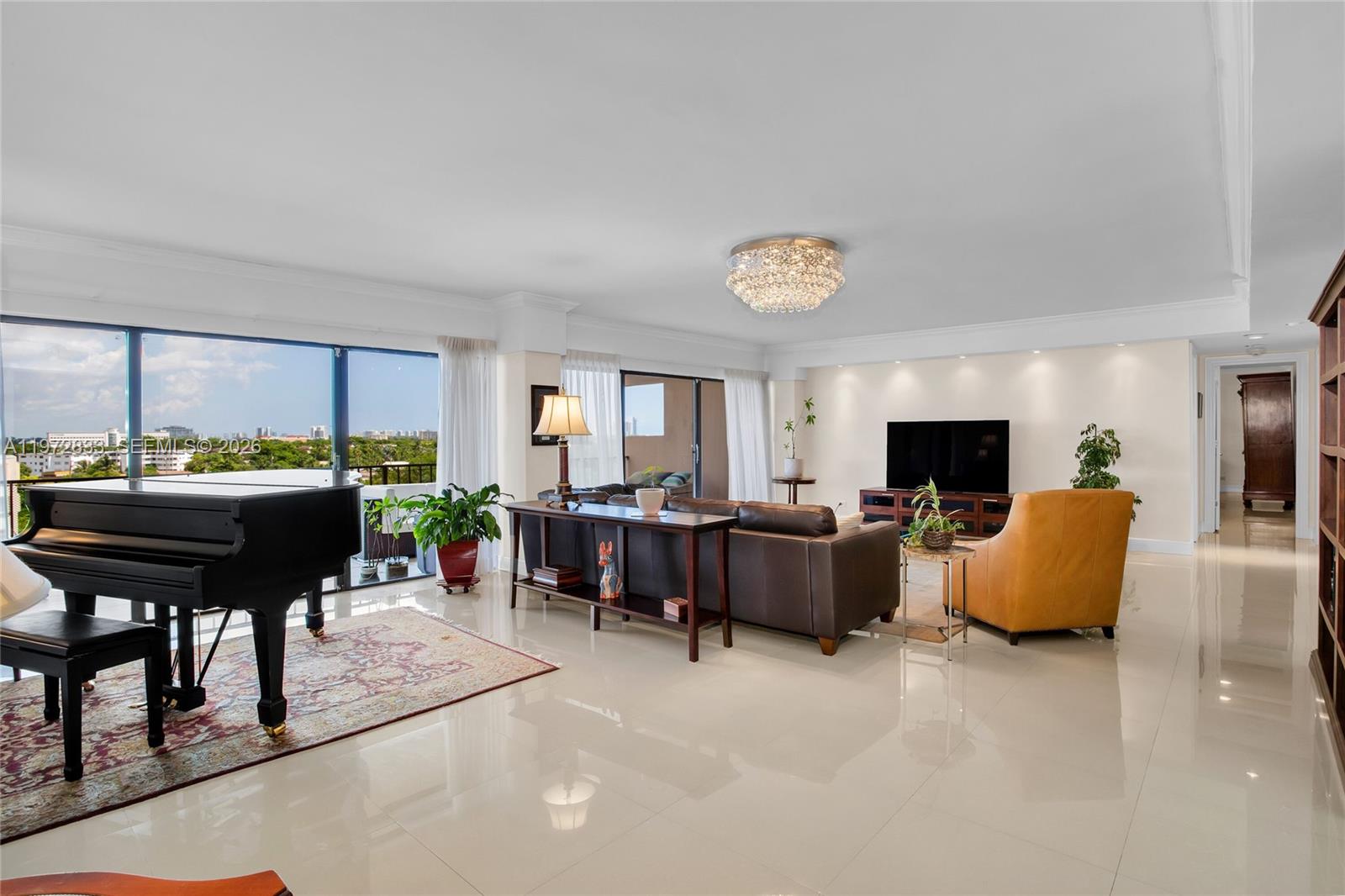 CRICKET CLUB CONDO - Residential