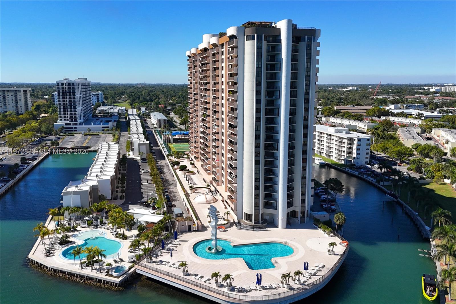 CRICKET CLUB CONDO - Residential