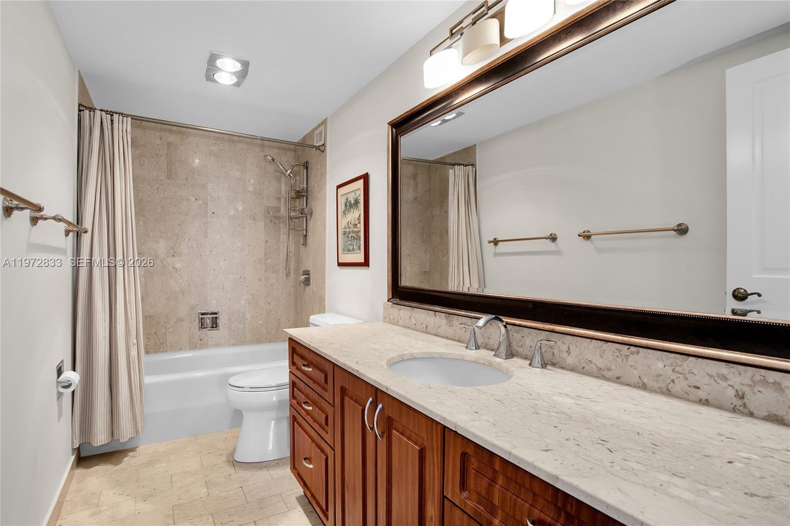 CRICKET CLUB CONDO - Residential