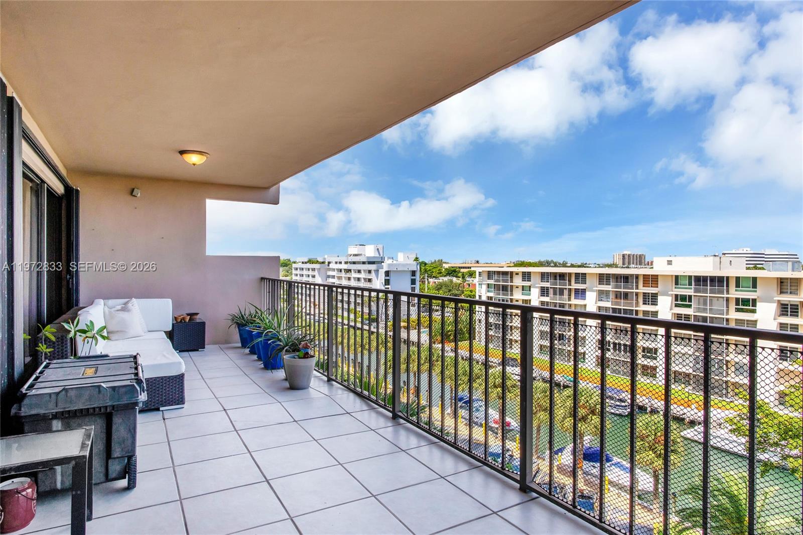 CRICKET CLUB CONDO - Residential