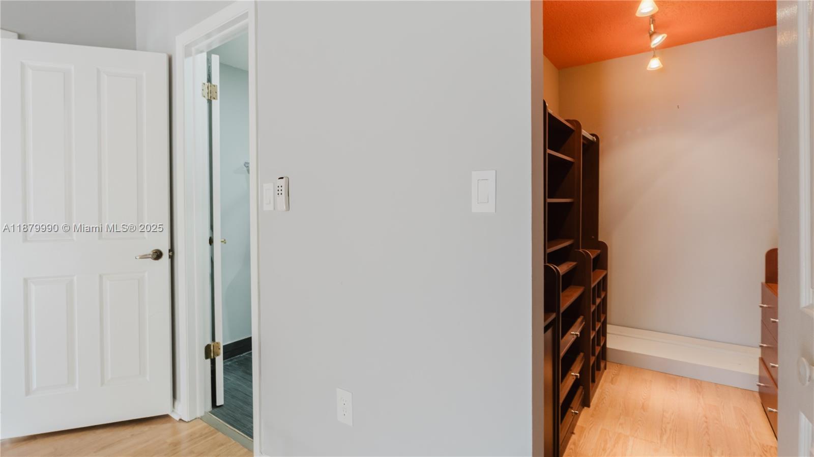 EVERGLADES SUGAR & LAND C - Residential