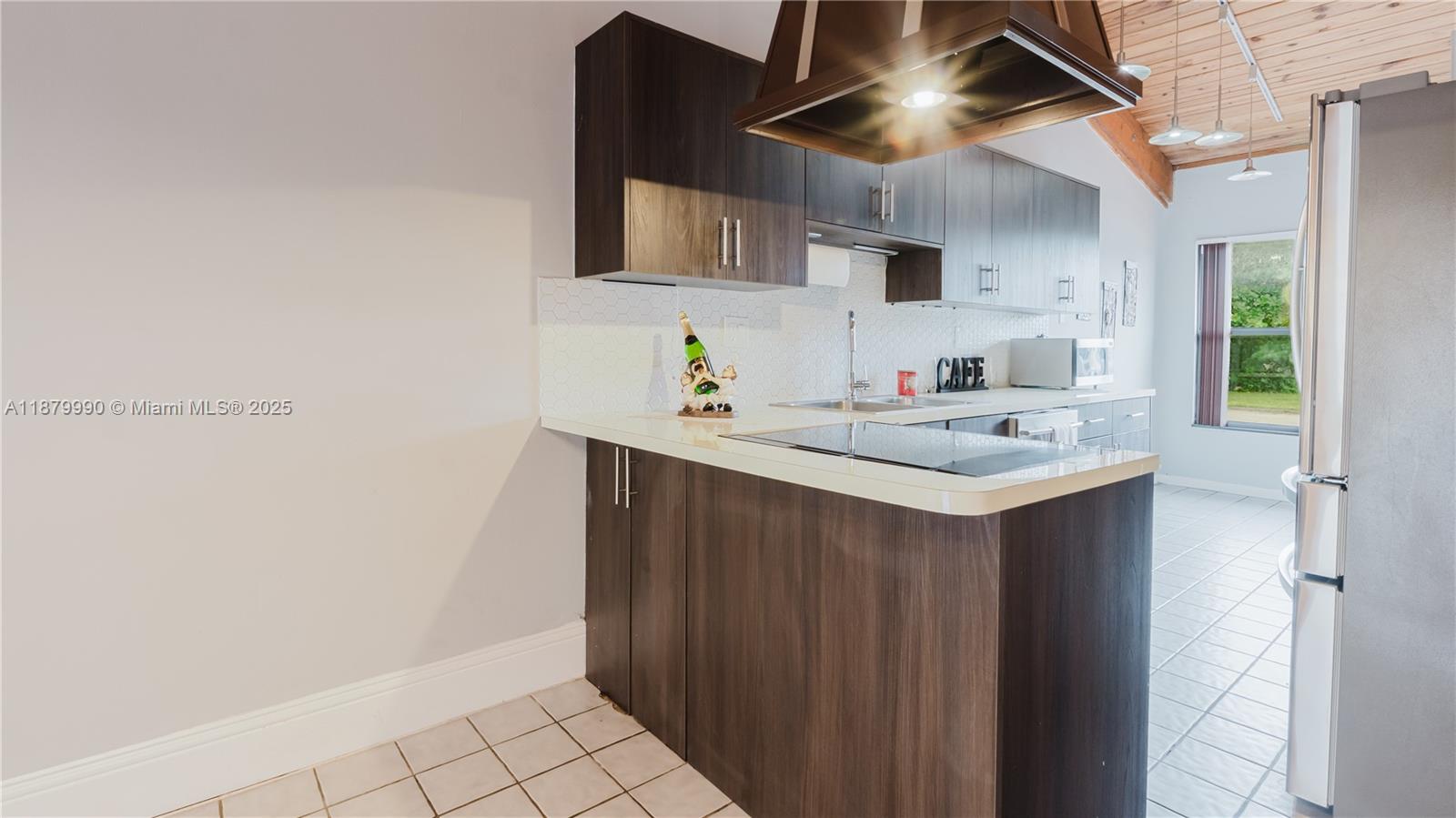 EVERGLADES SUGAR & LAND C - Residential