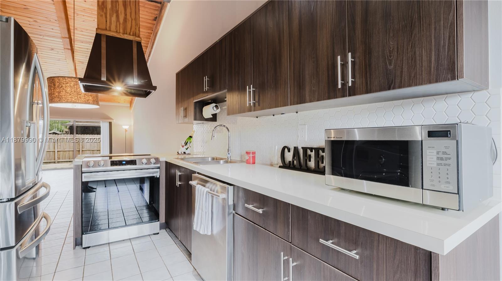 EVERGLADES SUGAR & LAND C - Residential