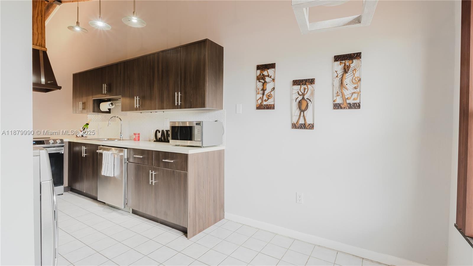 EVERGLADES SUGAR & LAND C - Residential