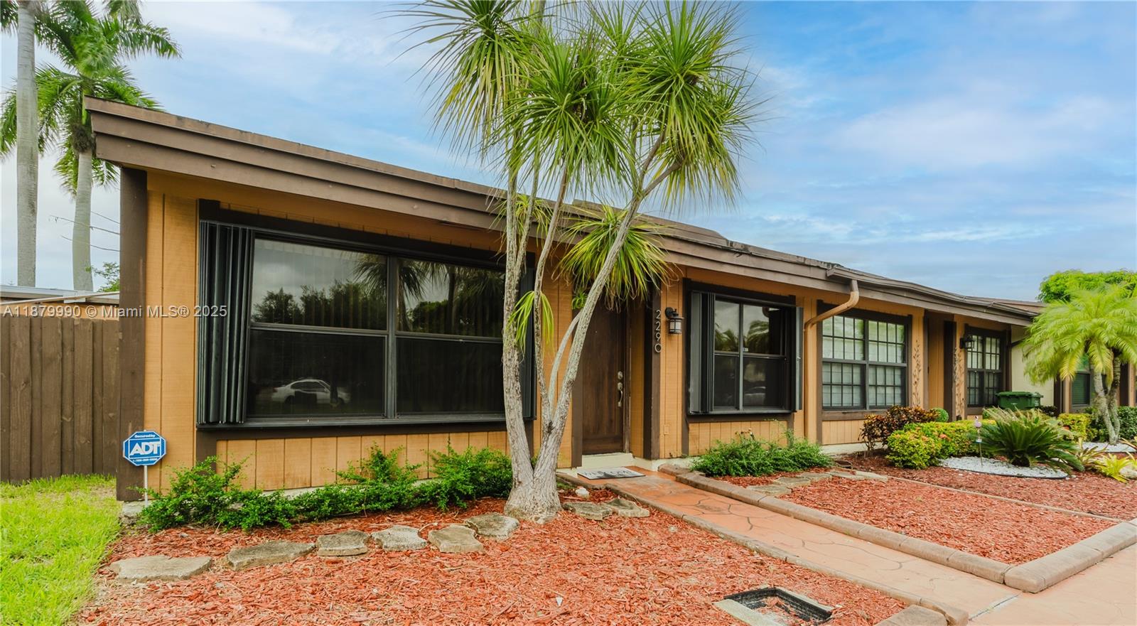 EVERGLADES SUGAR & LAND C - Residential