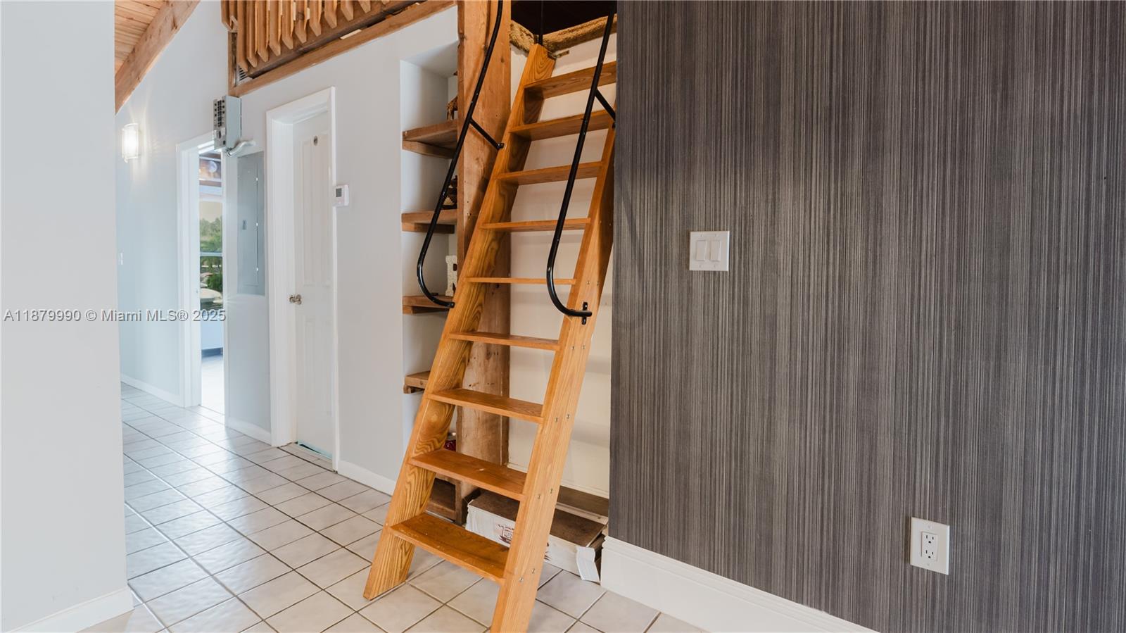 EVERGLADES SUGAR & LAND C - Residential