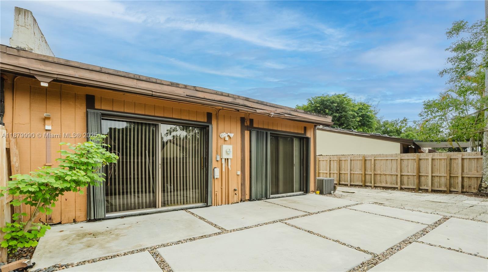 EVERGLADES SUGAR & LAND C - Residential