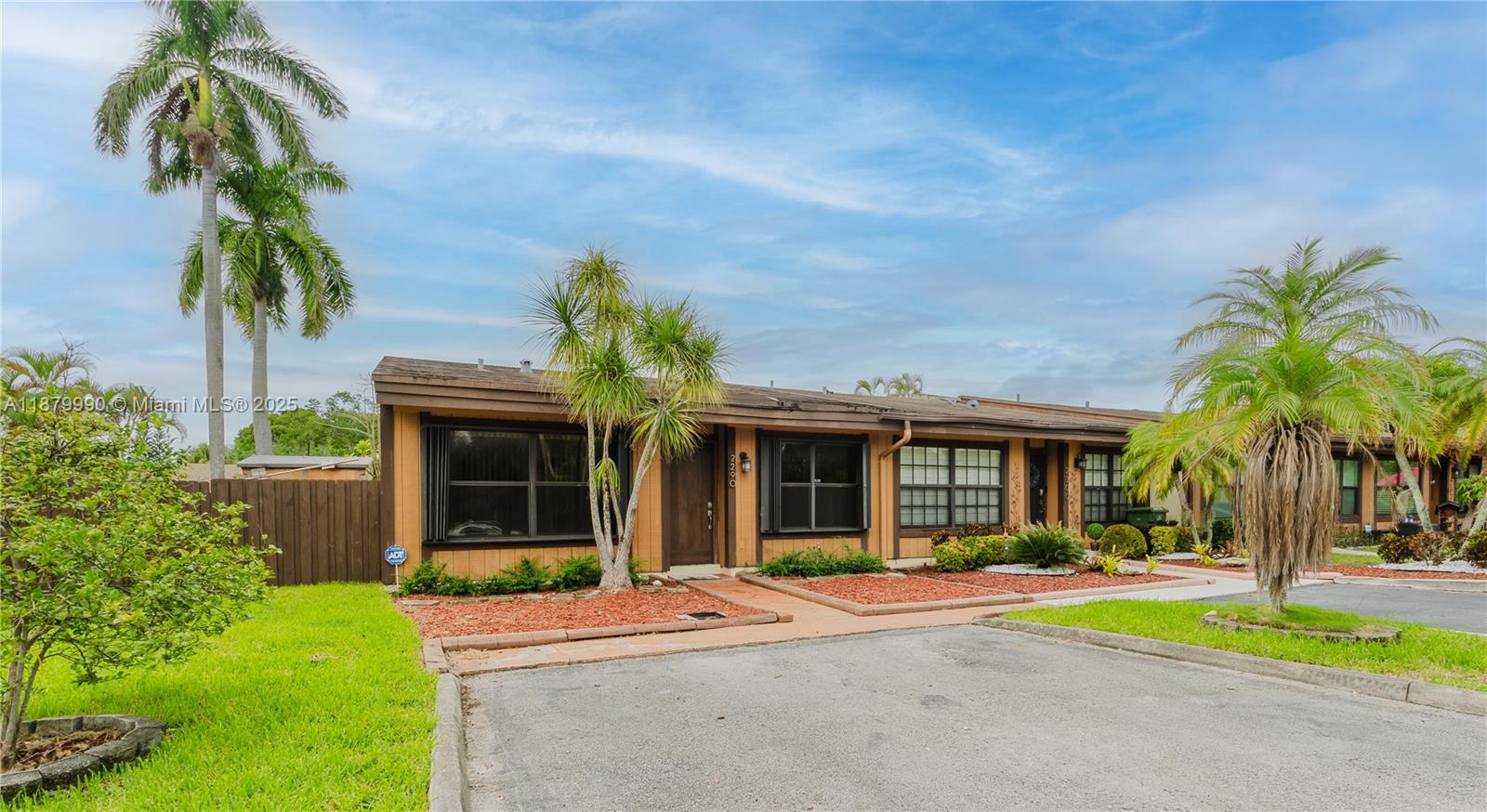 EVERGLADES SUGAR & LAND C - Residential