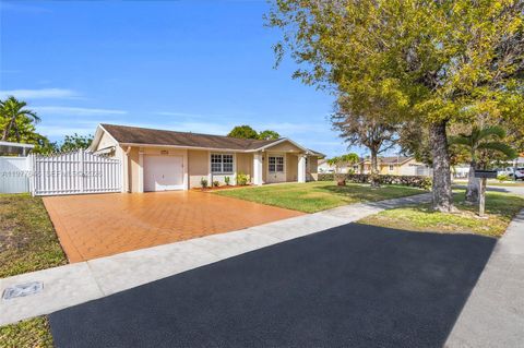 Tiny photo for 13331 SW 51st St, Miami, FL 33175 (MLS # A11977646)