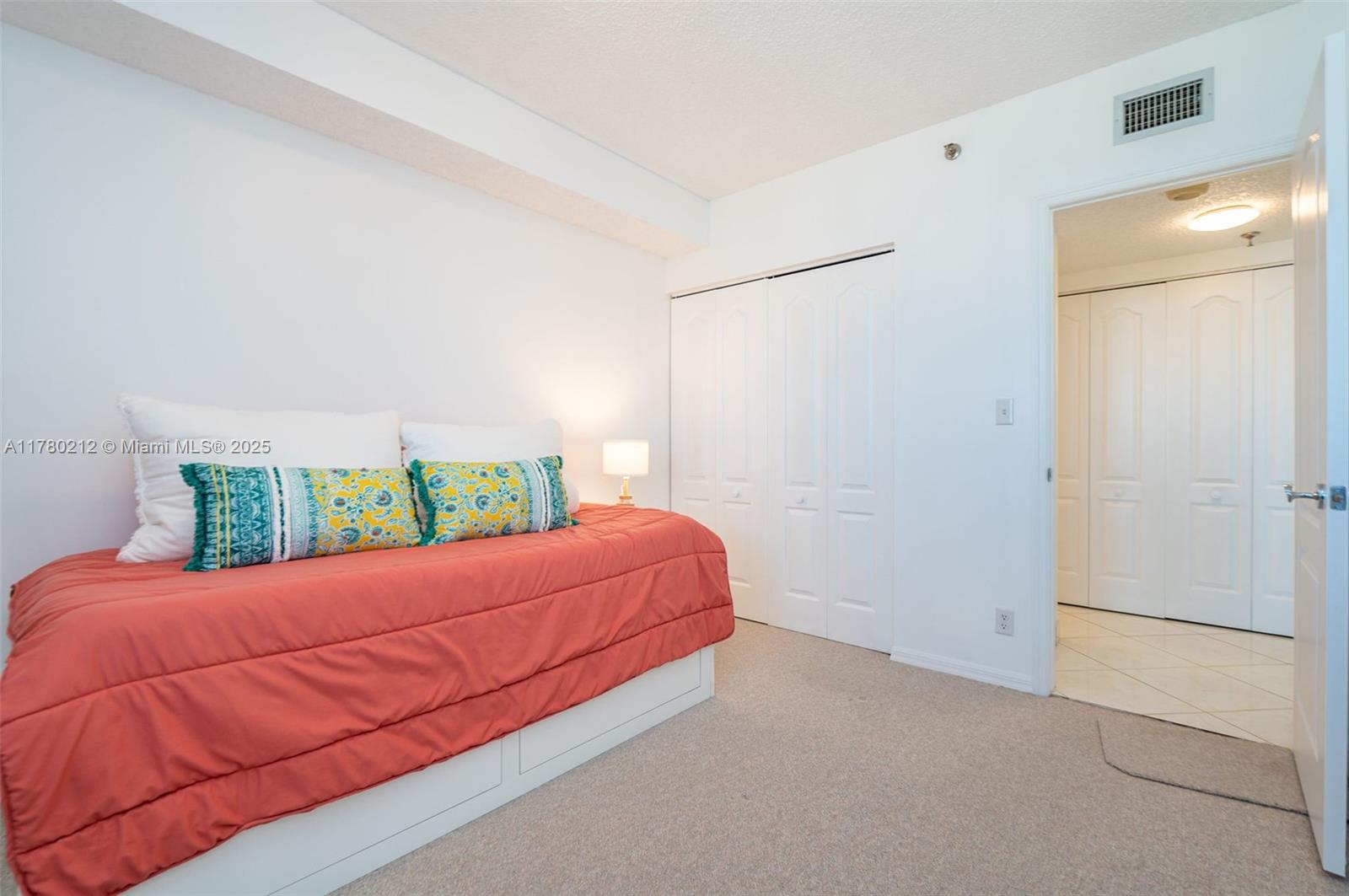THE WAVES CONDO - Residential Lease