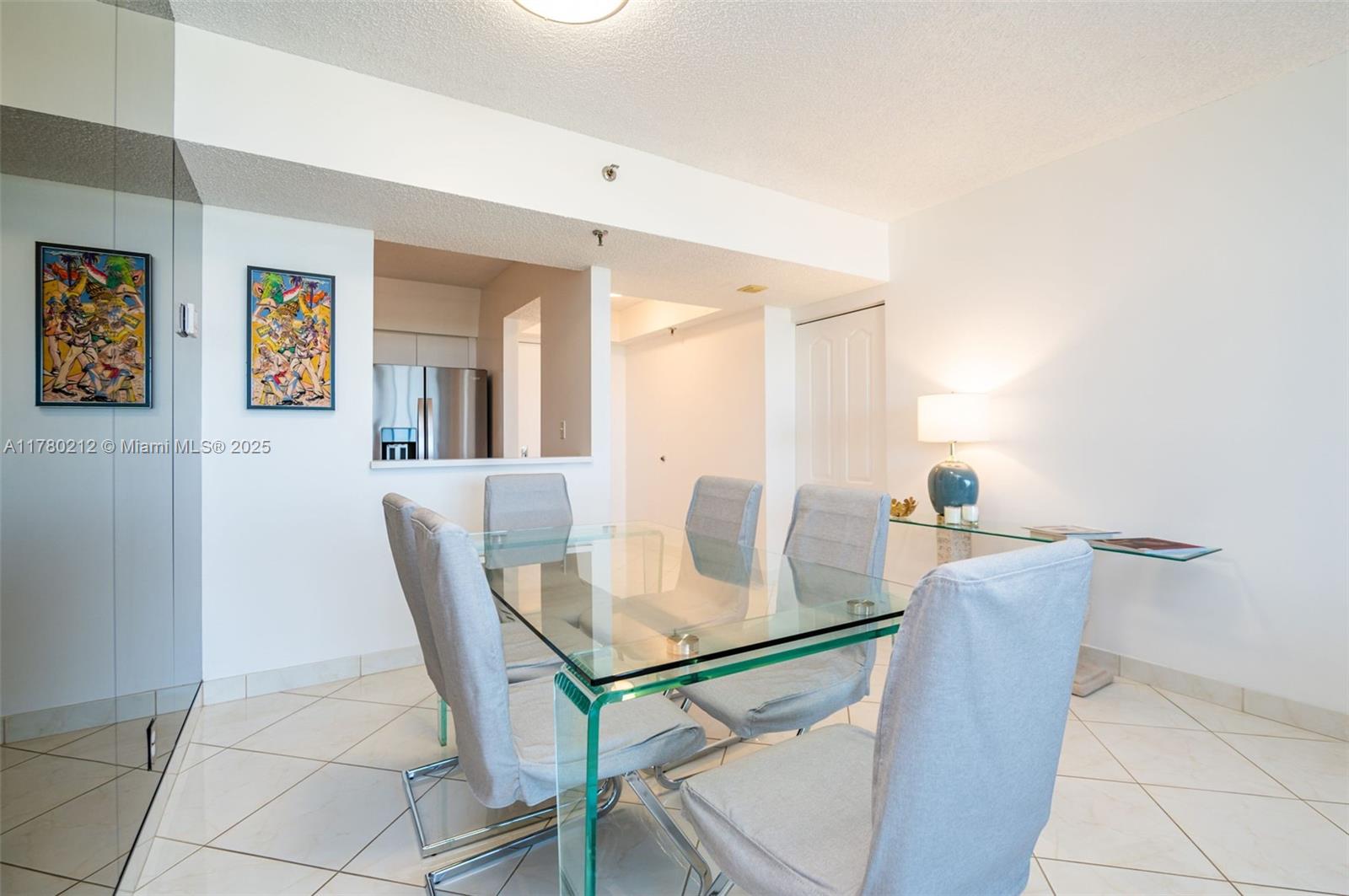 THE WAVES CONDO - Residential Lease