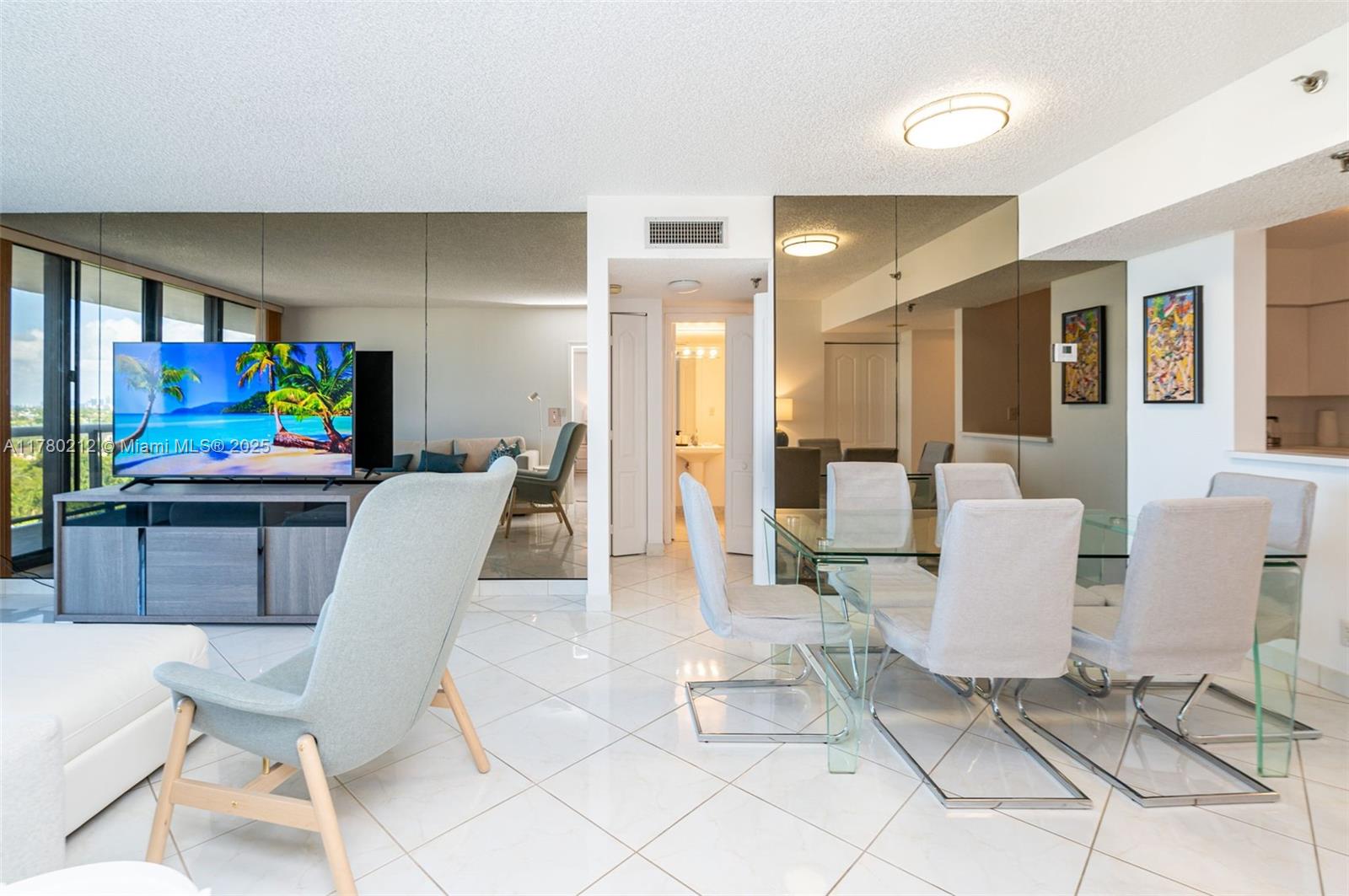 THE WAVES CONDO - Residential Lease
