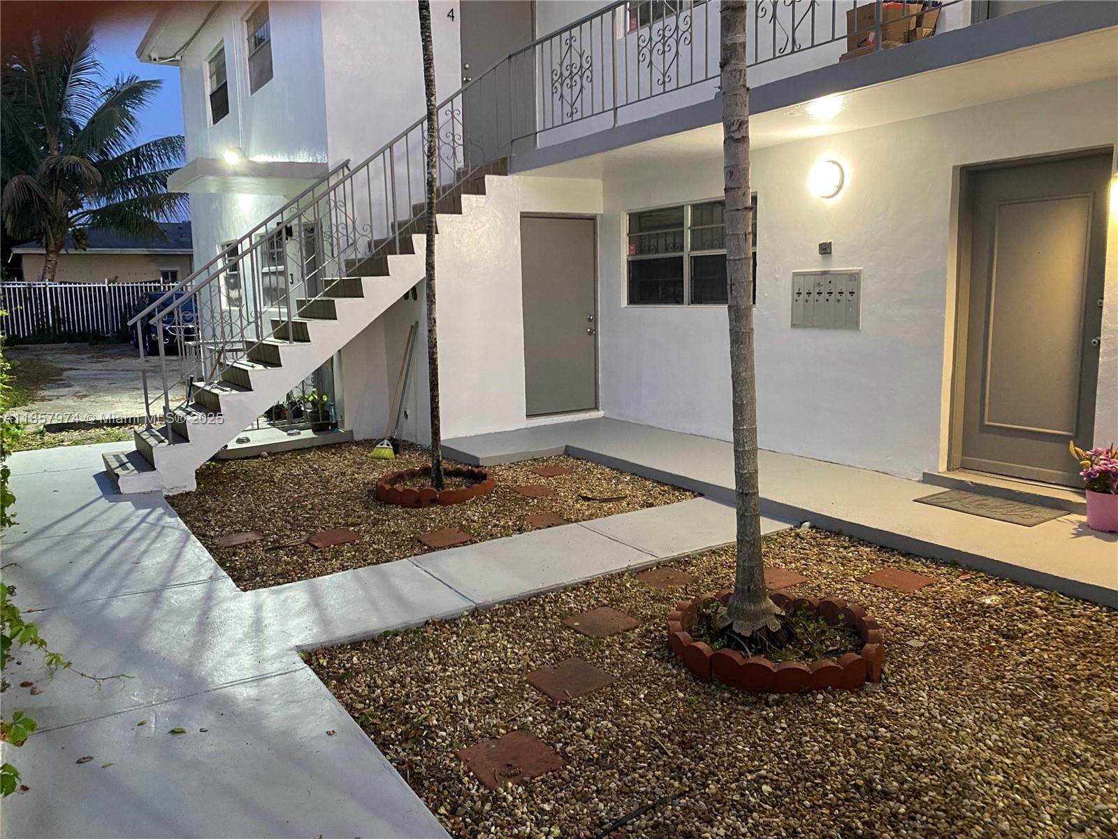 8295 NE Miami Ct