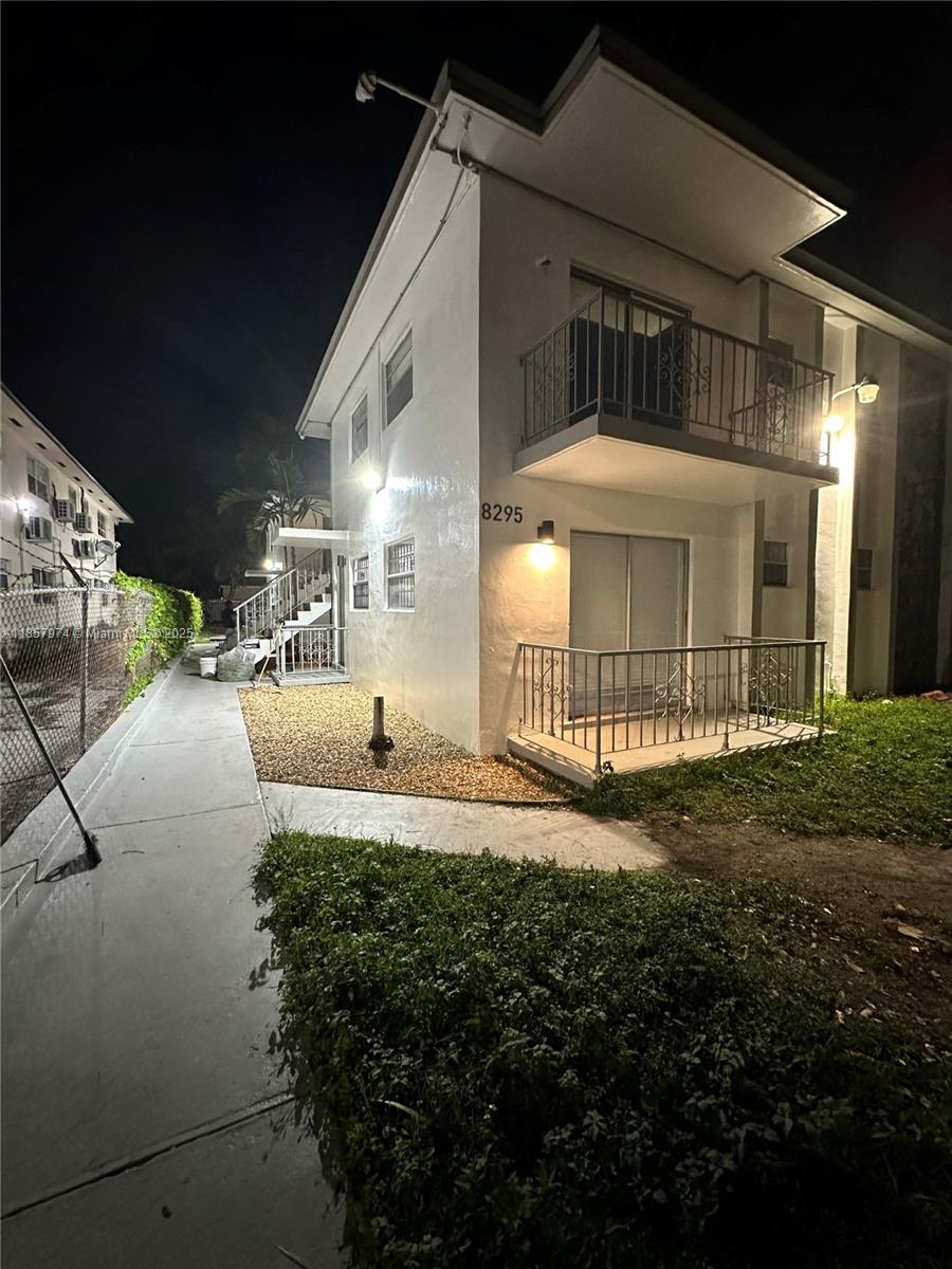 8295 NE Miami Ct