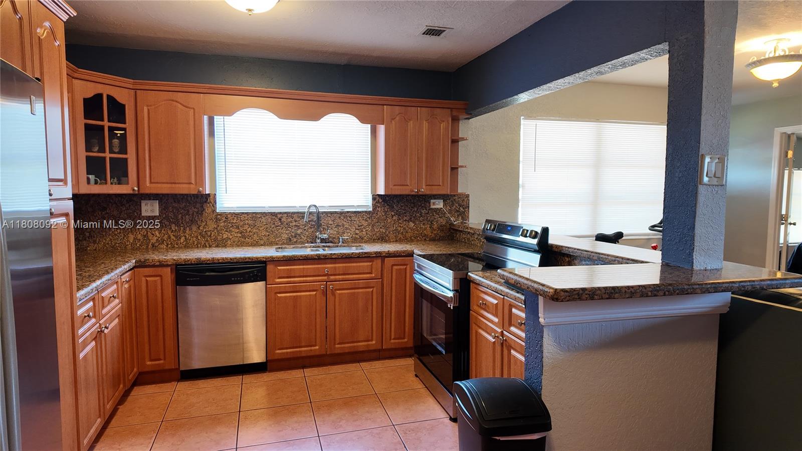 BOULEVARD HEIGHTS SECTION - Residential